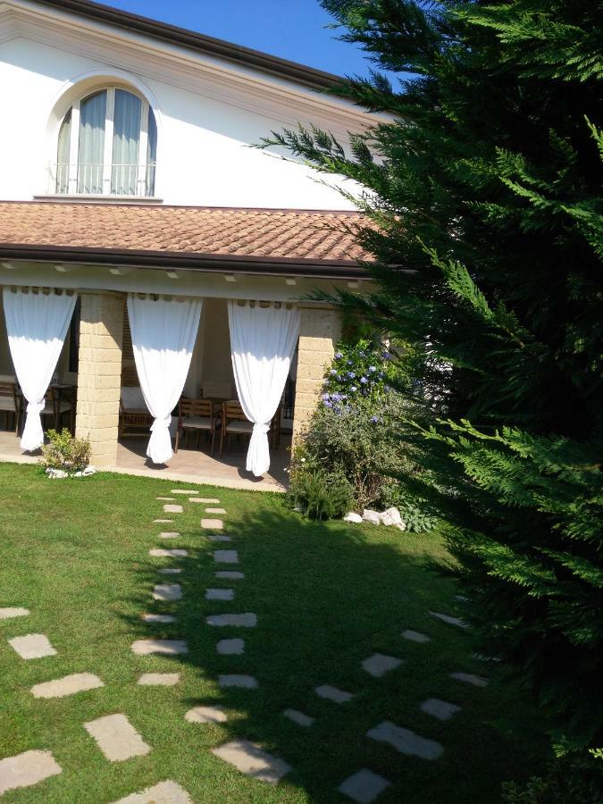 I Salici Villa Marina di Massa Exterior foto